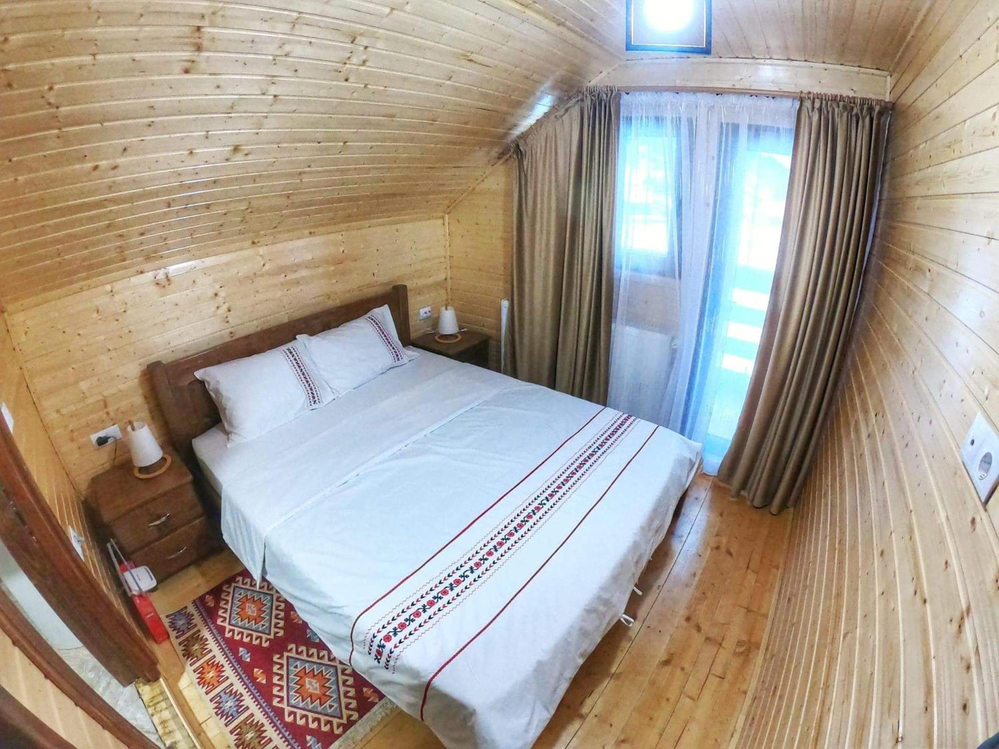 Cabana Dintre Munti Vidra  ภายนอก รูปภาพ