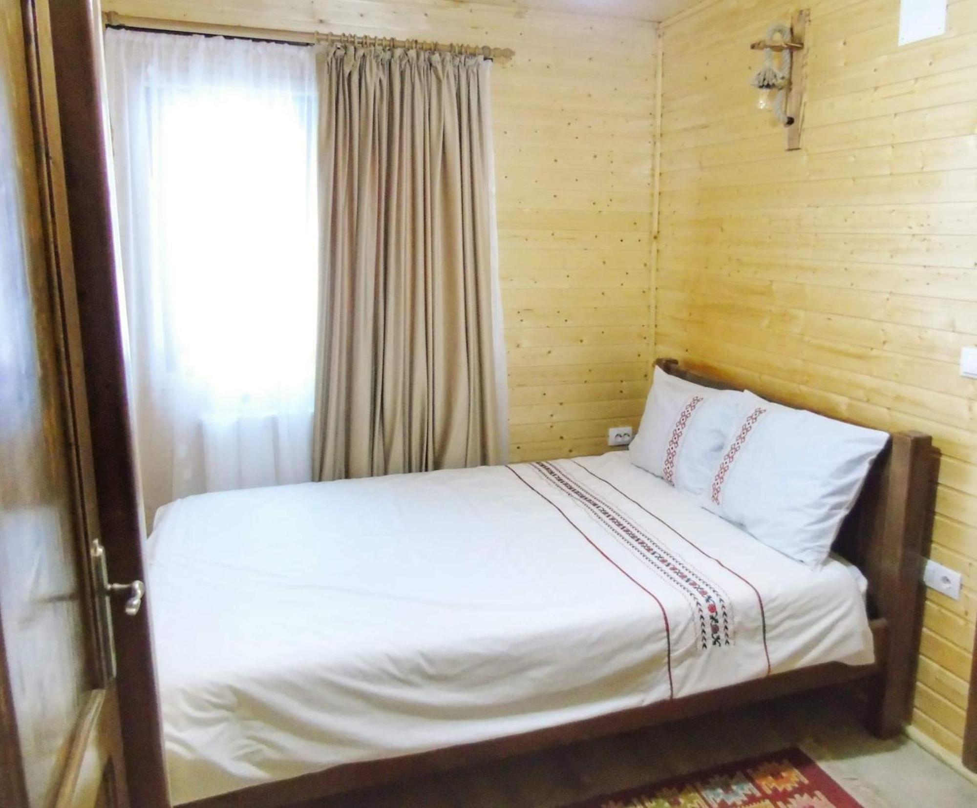 Cabana Dintre Munti Vidra  ภายนอก รูปภาพ